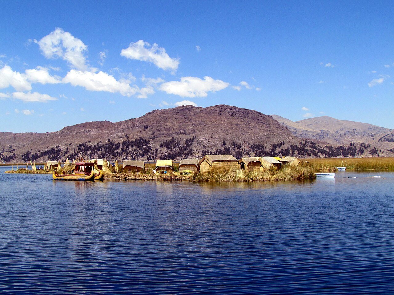 Islas flotantes de los Uros